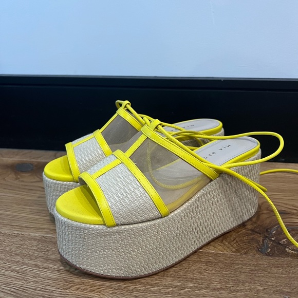 Mia Becar Ines Platform 85. Yellow. Size 7. - Picture 6 of 6